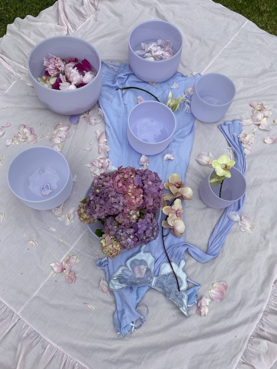 Amethyst infused crystal quartz singing bowls set of 7